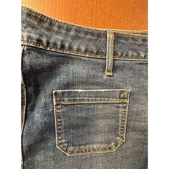 Old Navy Womens Jean Shorts California Stretch Blue Denim size 10 High Rise - Picture 8 of 12